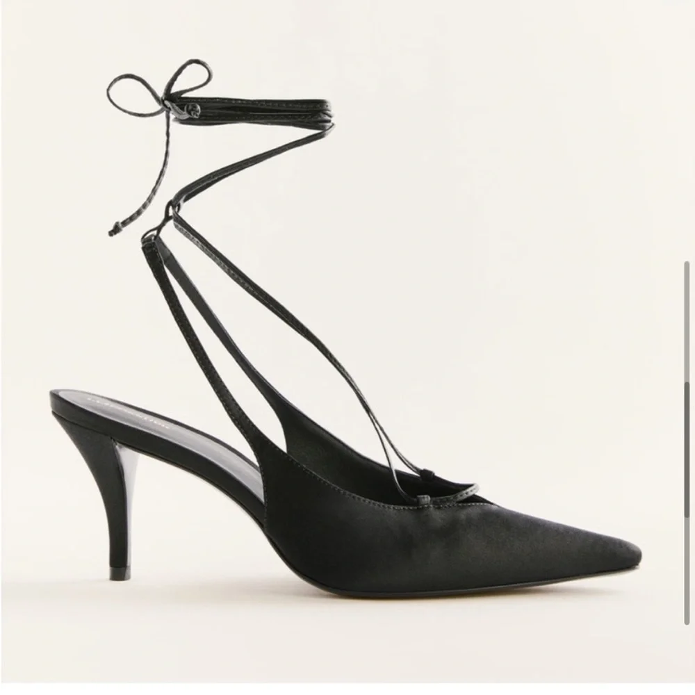 Reformation ‘Carmella’ Black Satin Slingback Strappy Kitten Heels Size 7